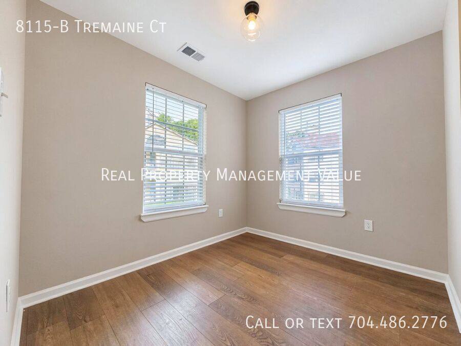 House for rent at 8115-B Tremaine Court, Charlotte, NC 28227