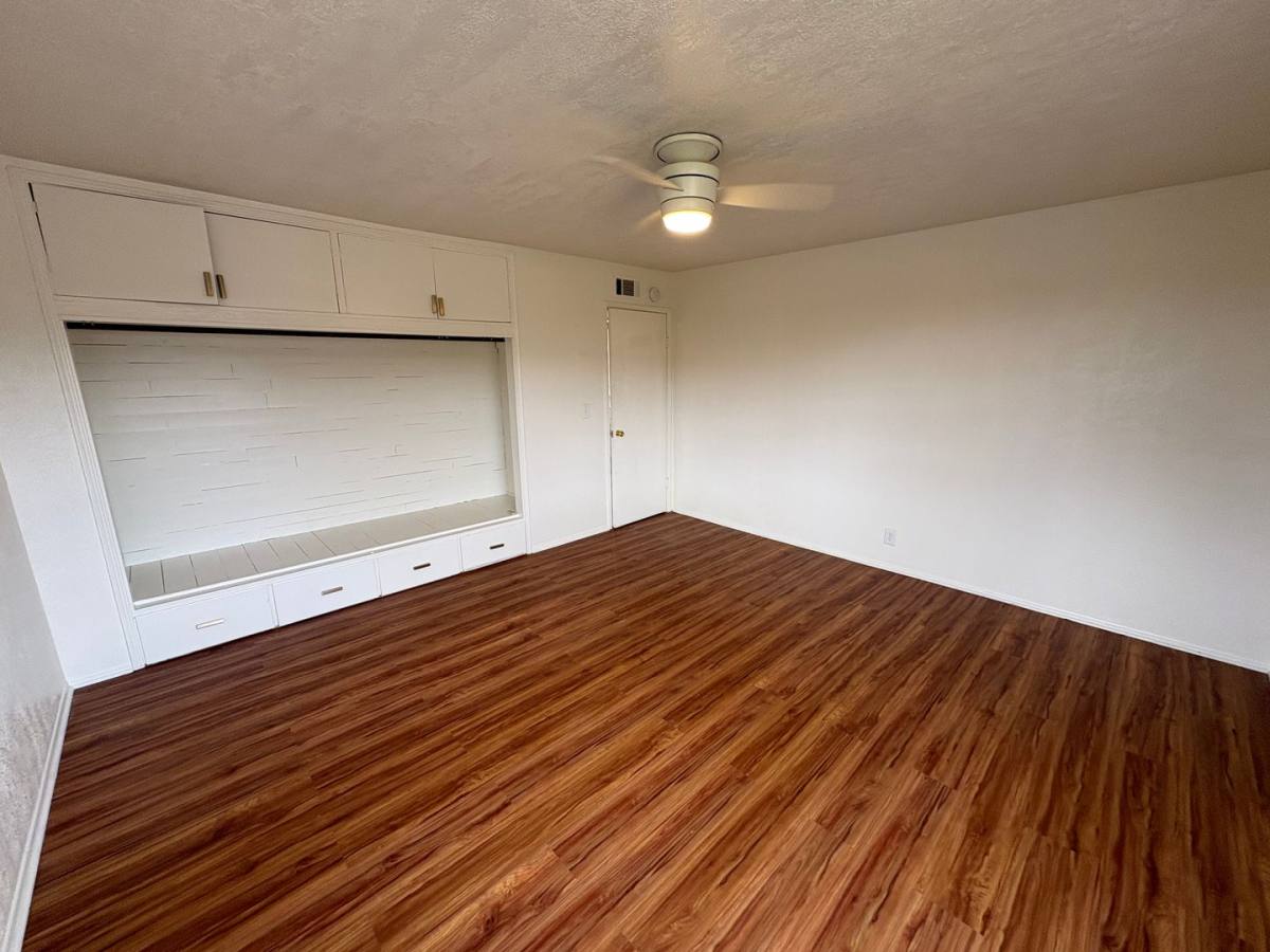 House for rent at 14519 Ave, Orosi, CA 93647