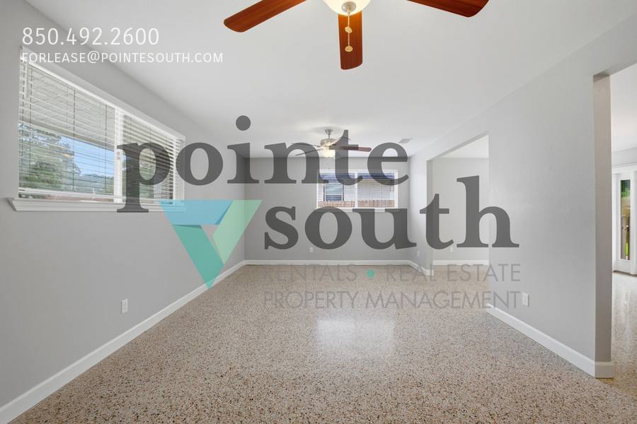 House for rent at 302 Loruna Dr, Gulf Breeze, FL 32561