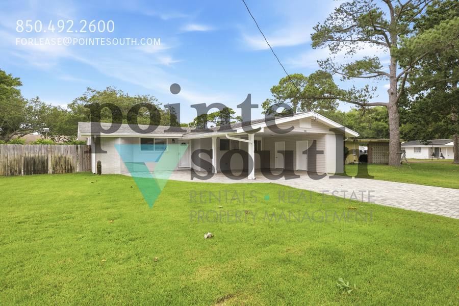 House for rent at 302 Loruna Dr, Gulf Breeze, FL 32561