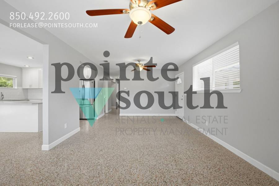 House for rent at 302 Loruna Dr, Gulf Breeze, FL 32561