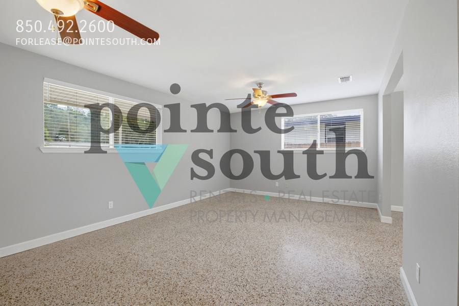 House for rent at 302 Loruna Dr, Gulf Breeze, FL 32561