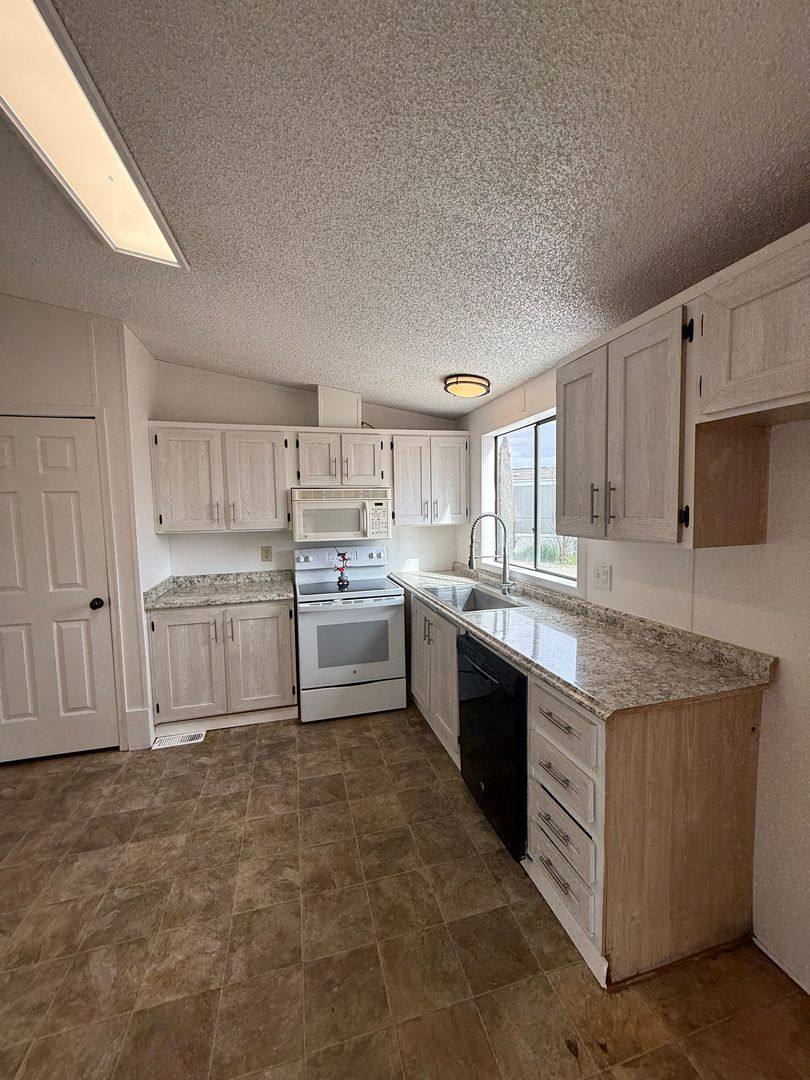 House for rent at 2381 E Butler Ave, Kingman, AZ 86409