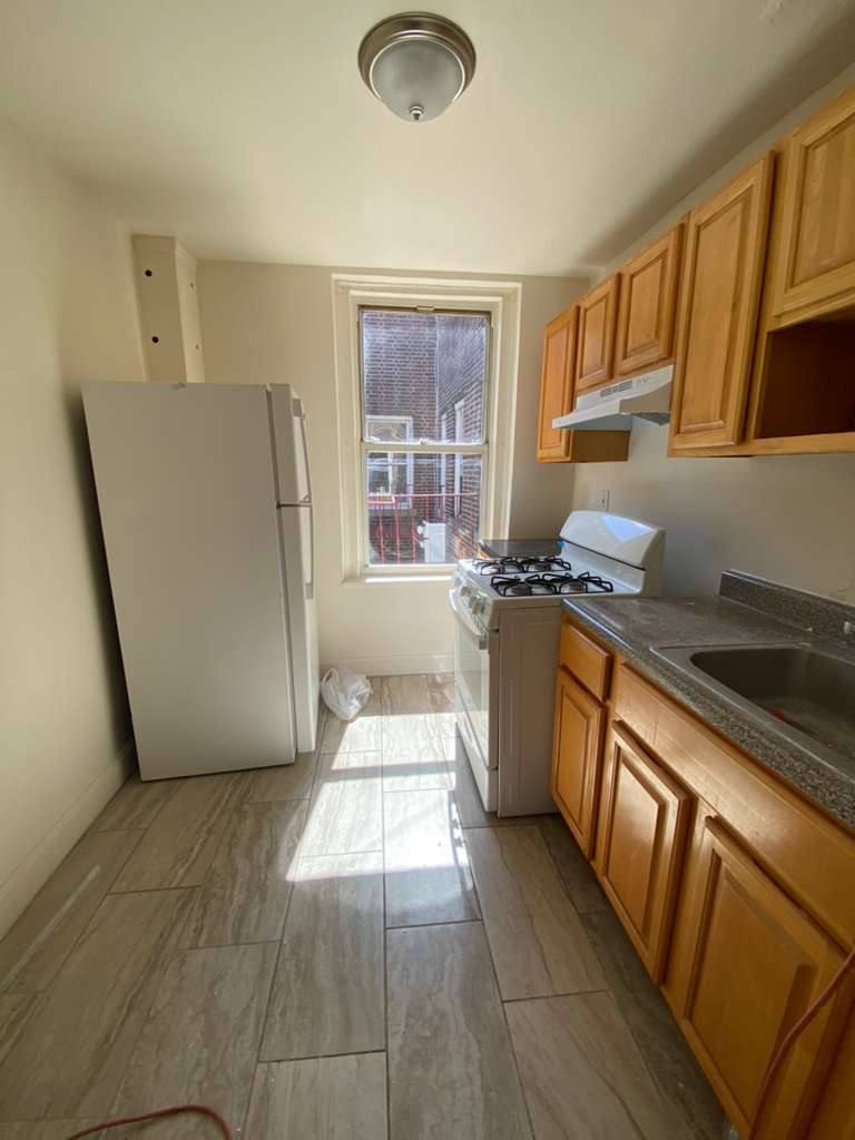 Apartment for rent at 40 Caryl Ave #4B, Yonkers, NY 10705