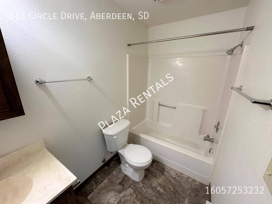 Apartment for rent at 307 11th Ave NW #107, Aberdeen, SD 57401