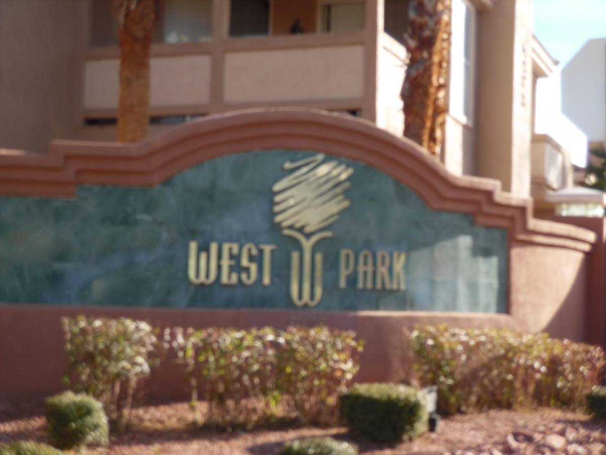 Apartment for rent at 5125 W Reno Ave, Las Vegas, NV 89118