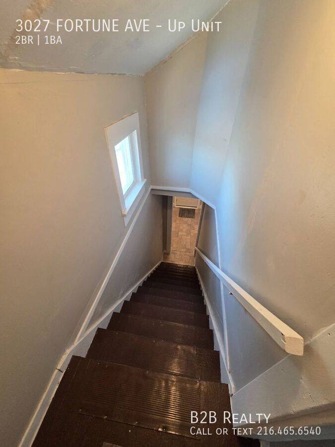 Apartment for rent at 3027 Fortune Ave #UP, Cleveland, OH 44134