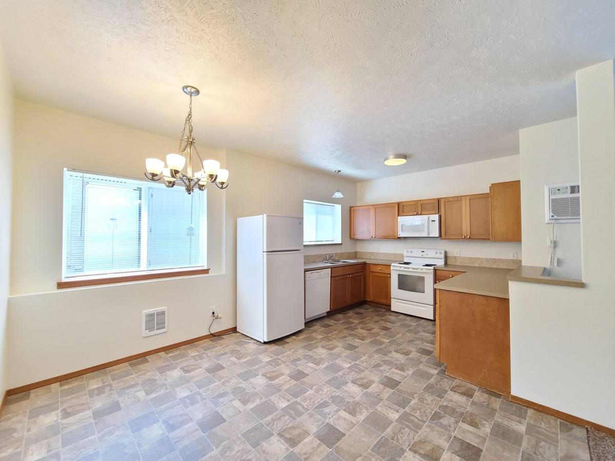 Townhouse for rent at 6022 N Wiscomb, Spokane, WA 99208