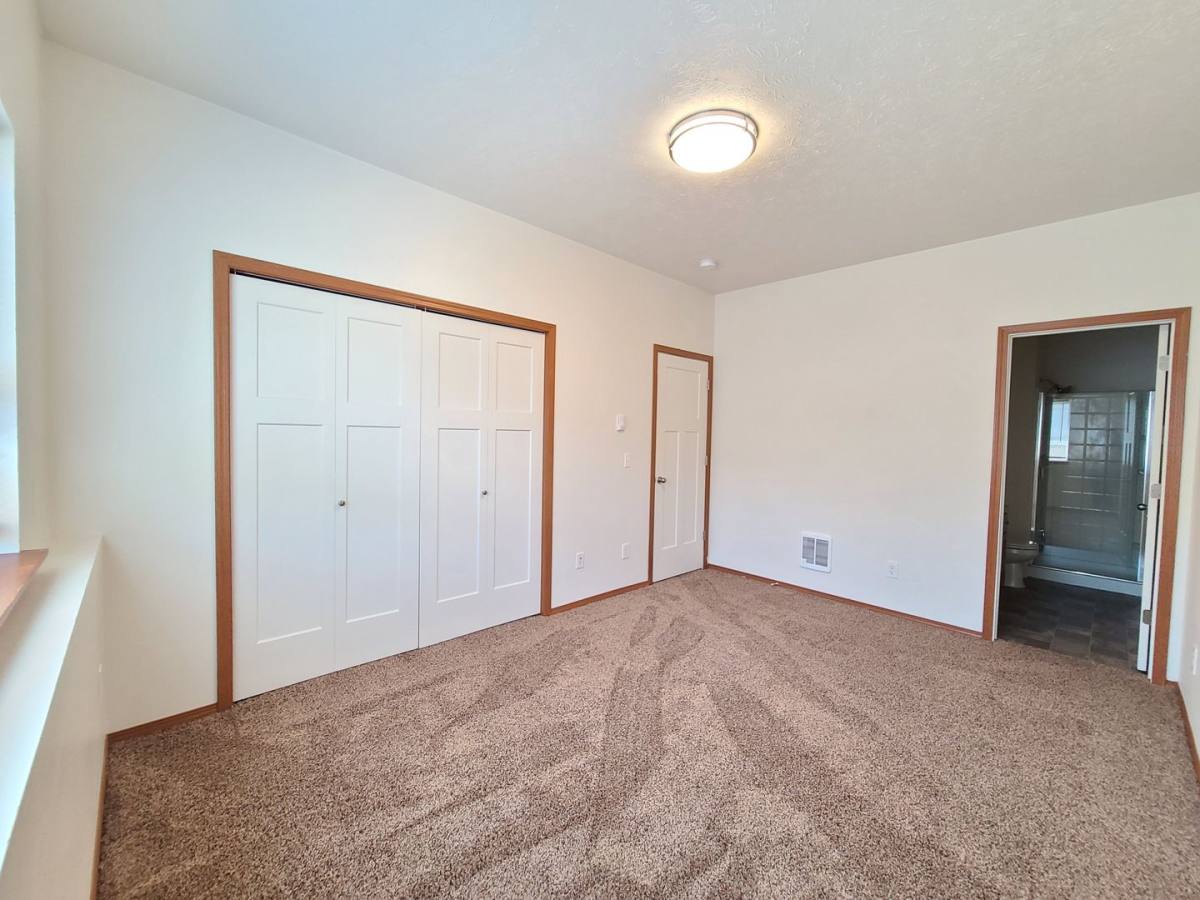 Townhouse for rent at 6022 N Wiscomb, Spokane, WA 99208