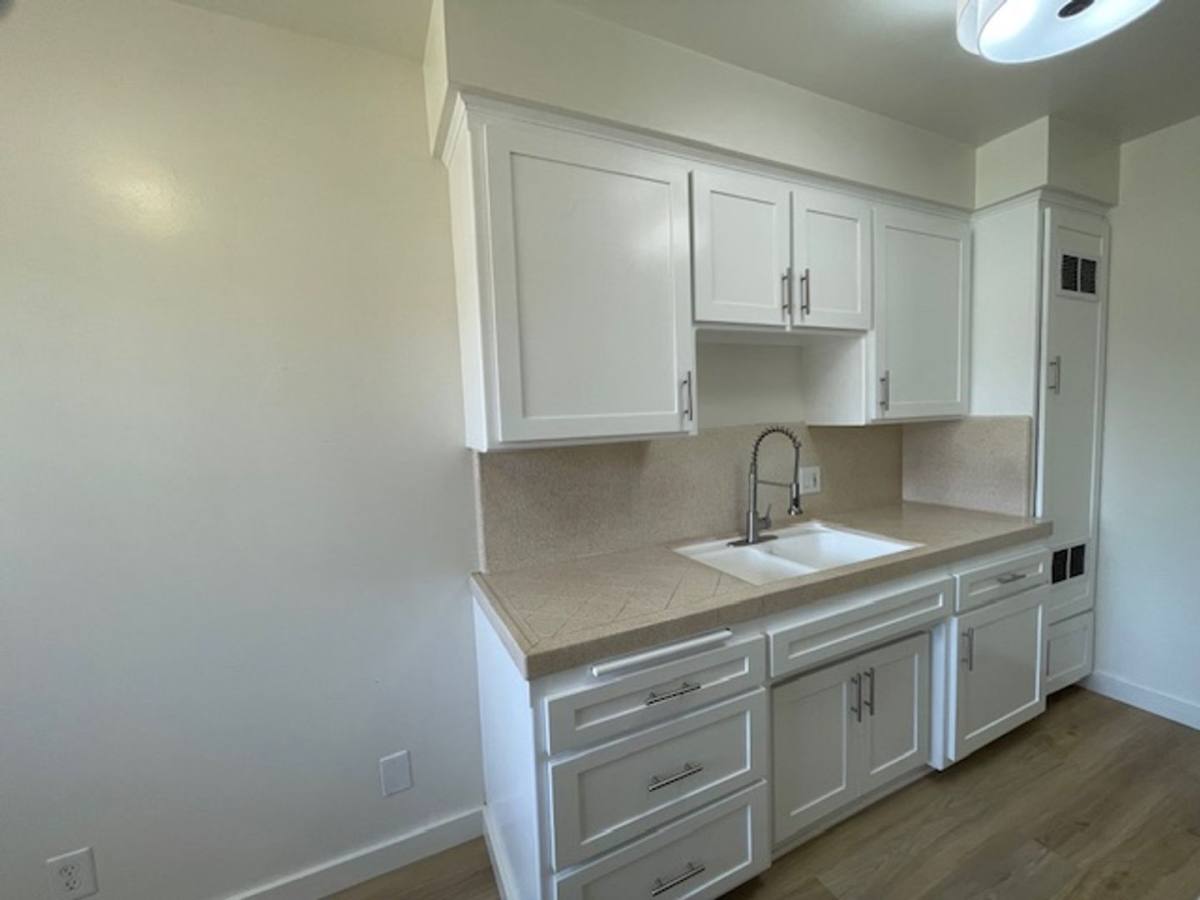 Apartment for rent at 7656 Pickering Ave, Whittier, CA 90602
