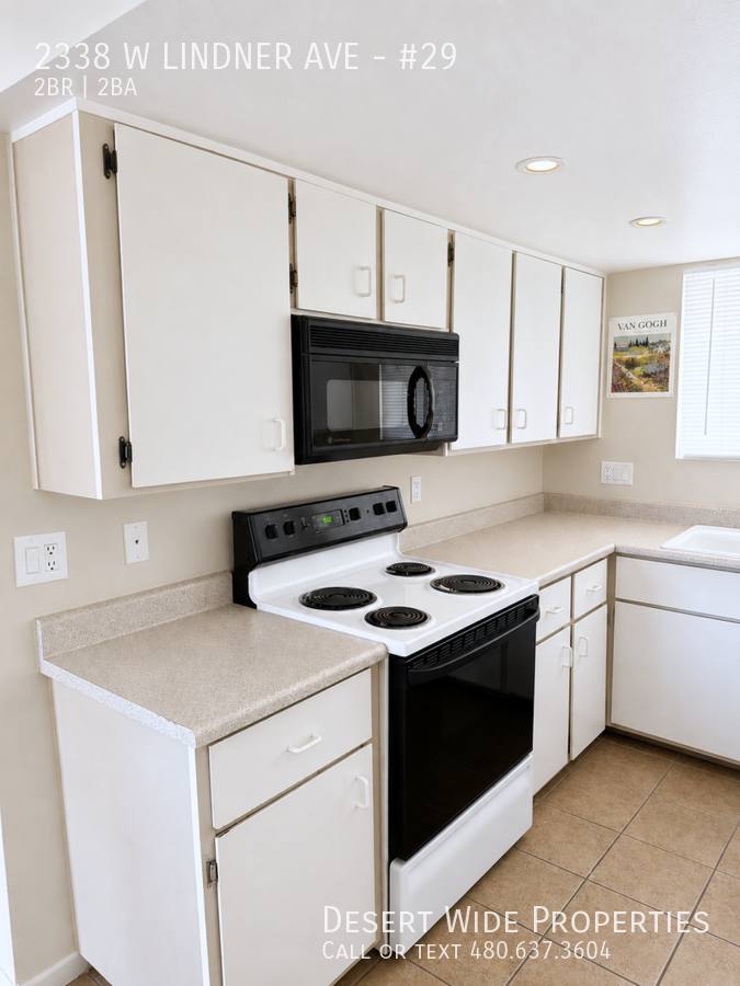 Townhouse for rent at 2338 W Lindner Ave, Mesa, AZ 85202