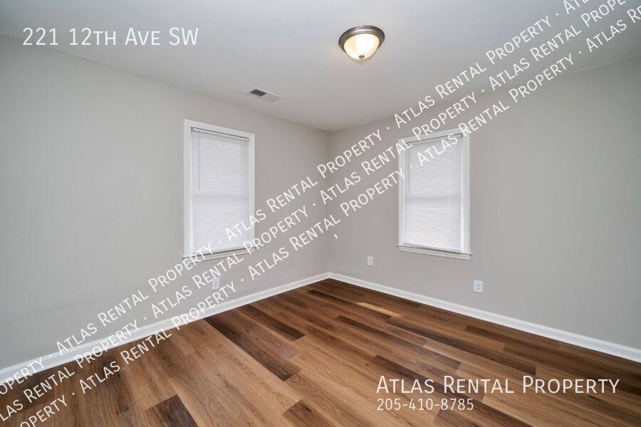 House for rent at 221 12th Ave SW, Decatur, AL 35601