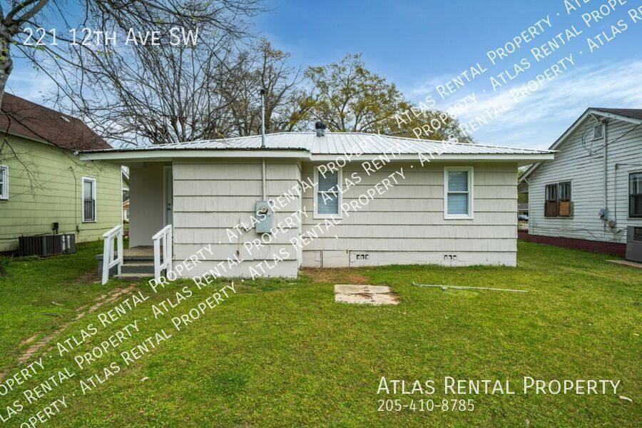 House for rent at 221 12th Ave SW, Decatur, AL 35601