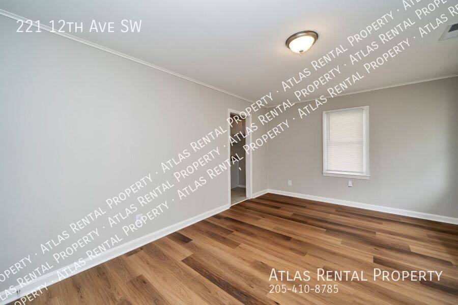 House for rent at 221 12th Ave SW, Decatur, AL 35601