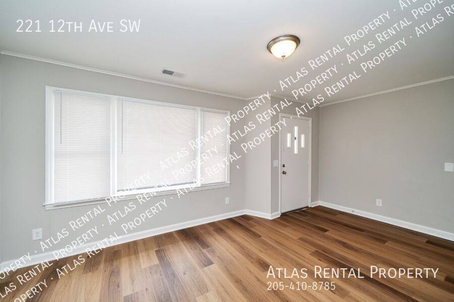 House for rent at 221 12th Ave SW, Decatur, AL 35601