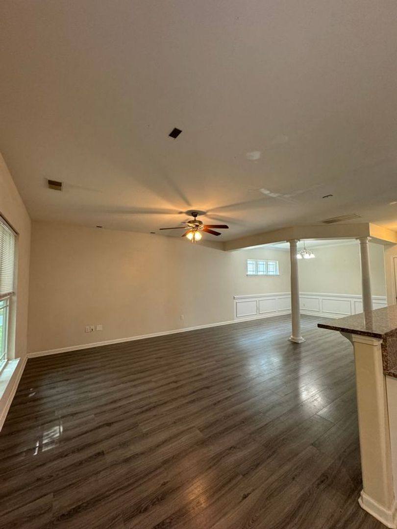 House for rent at 670 Summer Hill Way, Richmond Hill, GA 31324