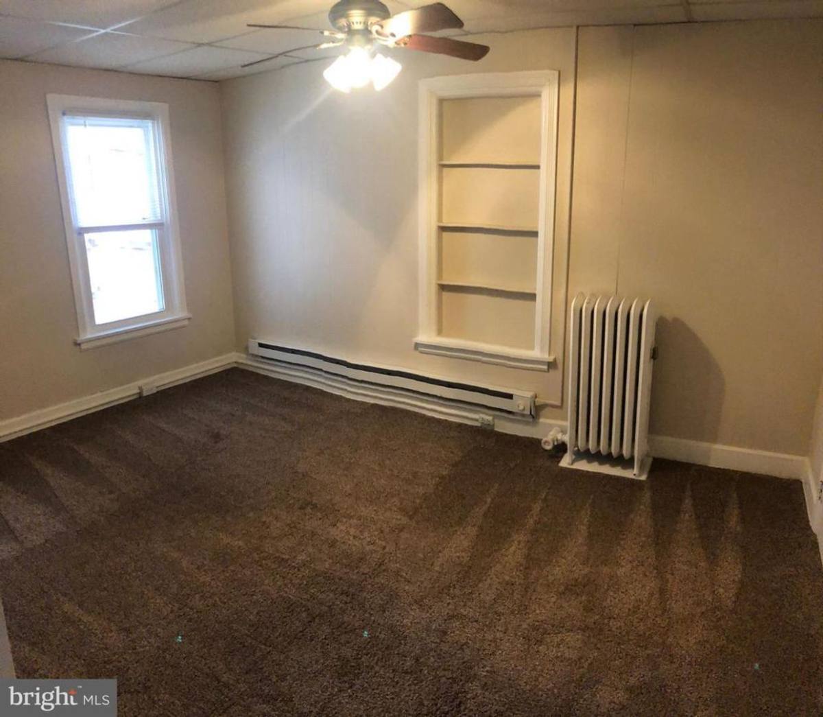 Apartment for rent at 116 E Locust St - 2nd Floor, Mechanicsburg, PA 17055
