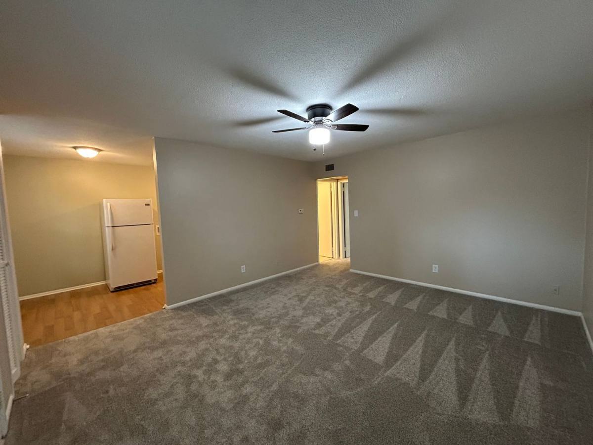 Condo for rent at 3816-H Country Club Rd, Winston Salem, NC 27104