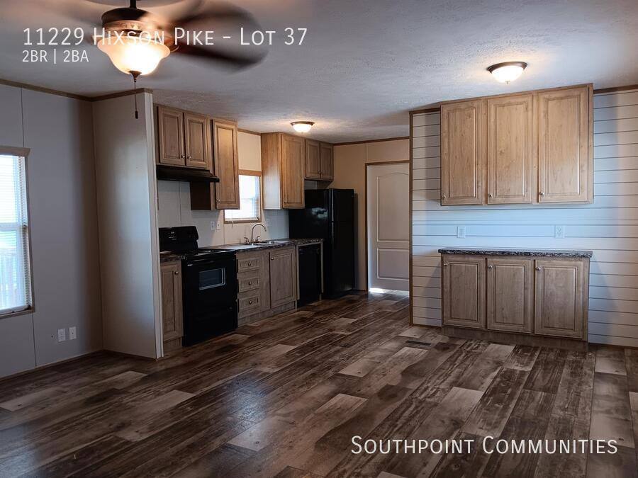 House for rent at 11229 Hixson Pike #37, Soddy Daisy, TN 37379