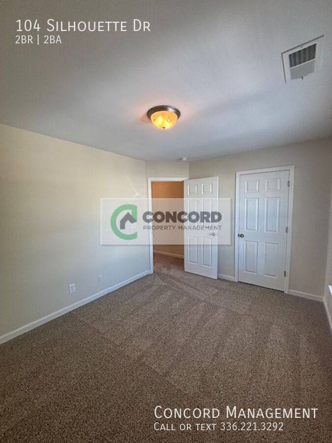 Townhouse for rent at 104 Silhouette Dr, Greensboro, NC 27405