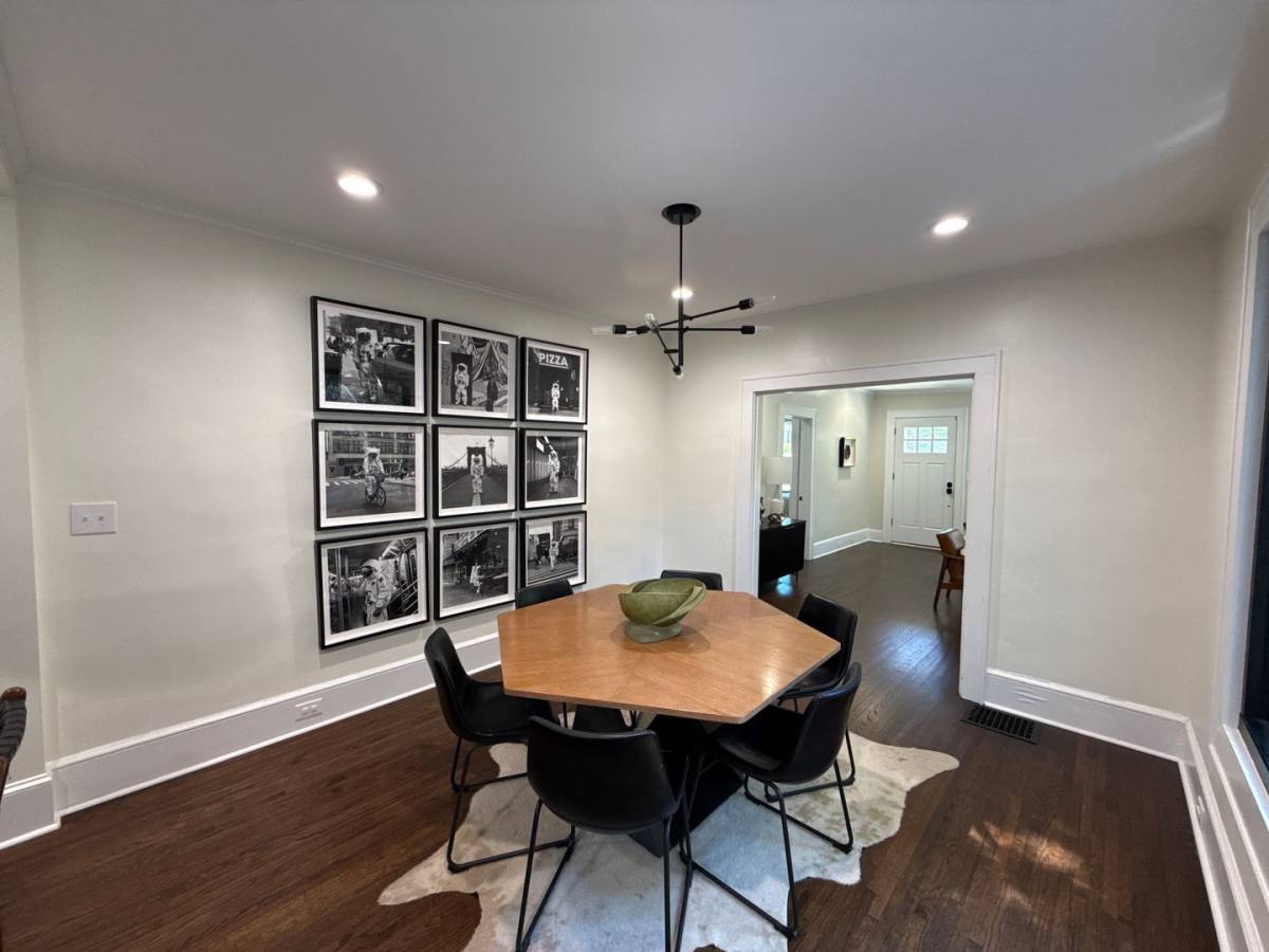 House for rent at 2016 Lombardy Circle, Charlotte, NC 28203