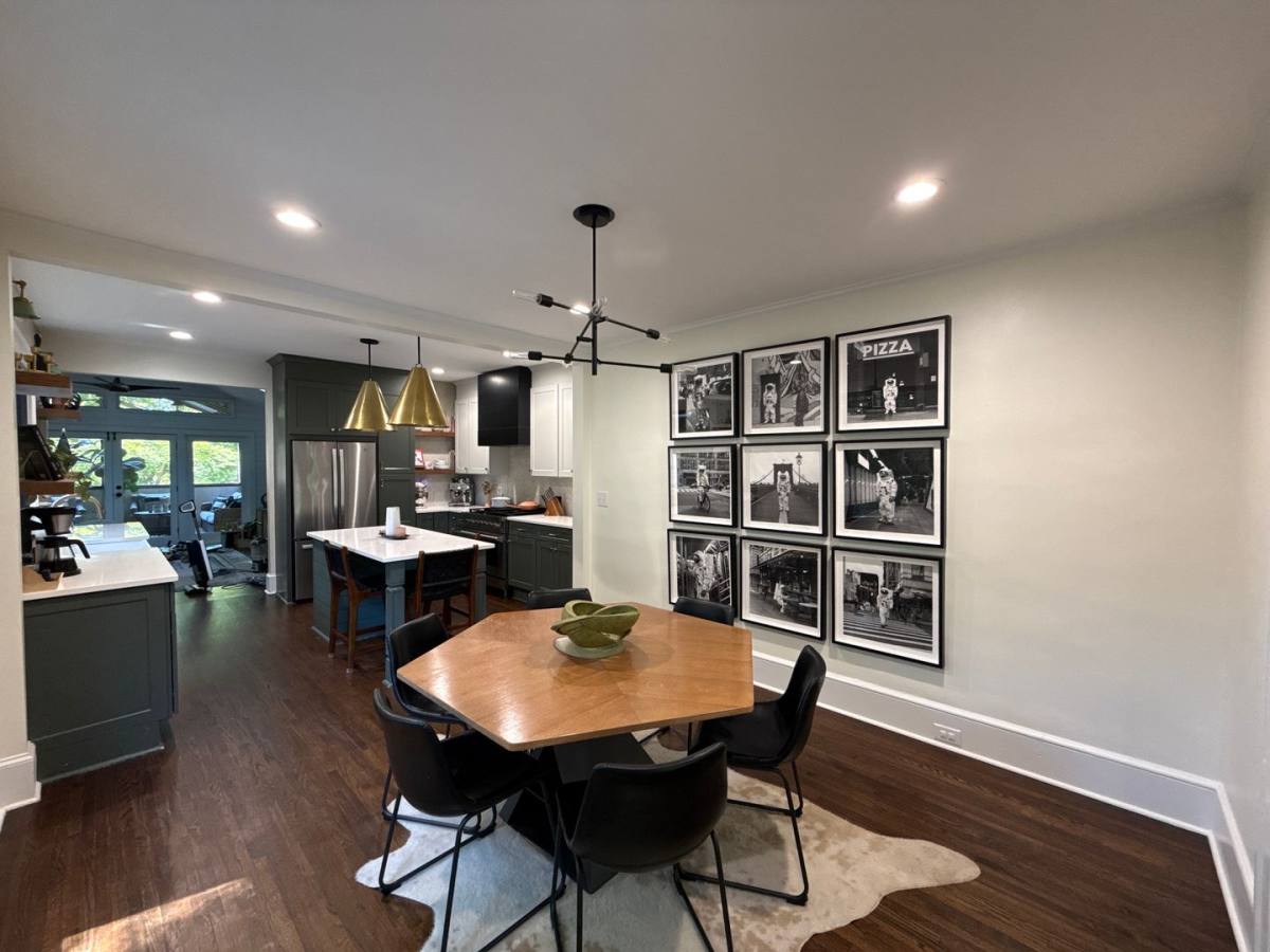 House for rent at 2016 Lombardy Circle, Charlotte, NC 28203