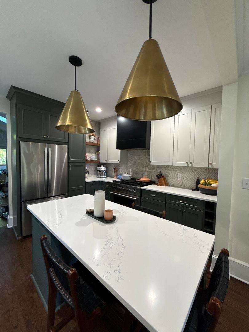 House for rent at 2016 Lombardy Circle, Charlotte, NC 28203