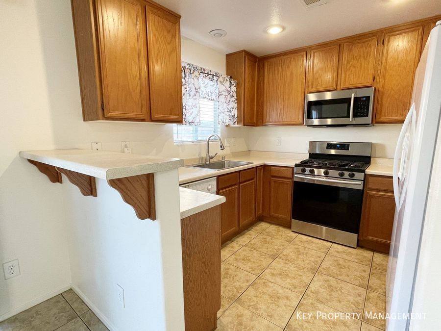 House for rent at 1836 Luna Alegre St, Las Vegas, NV 89115