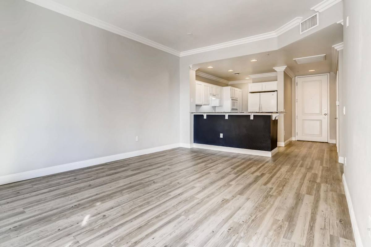 Condo for rent at 19 E Agate Ave, Las Vegas, NV 89123