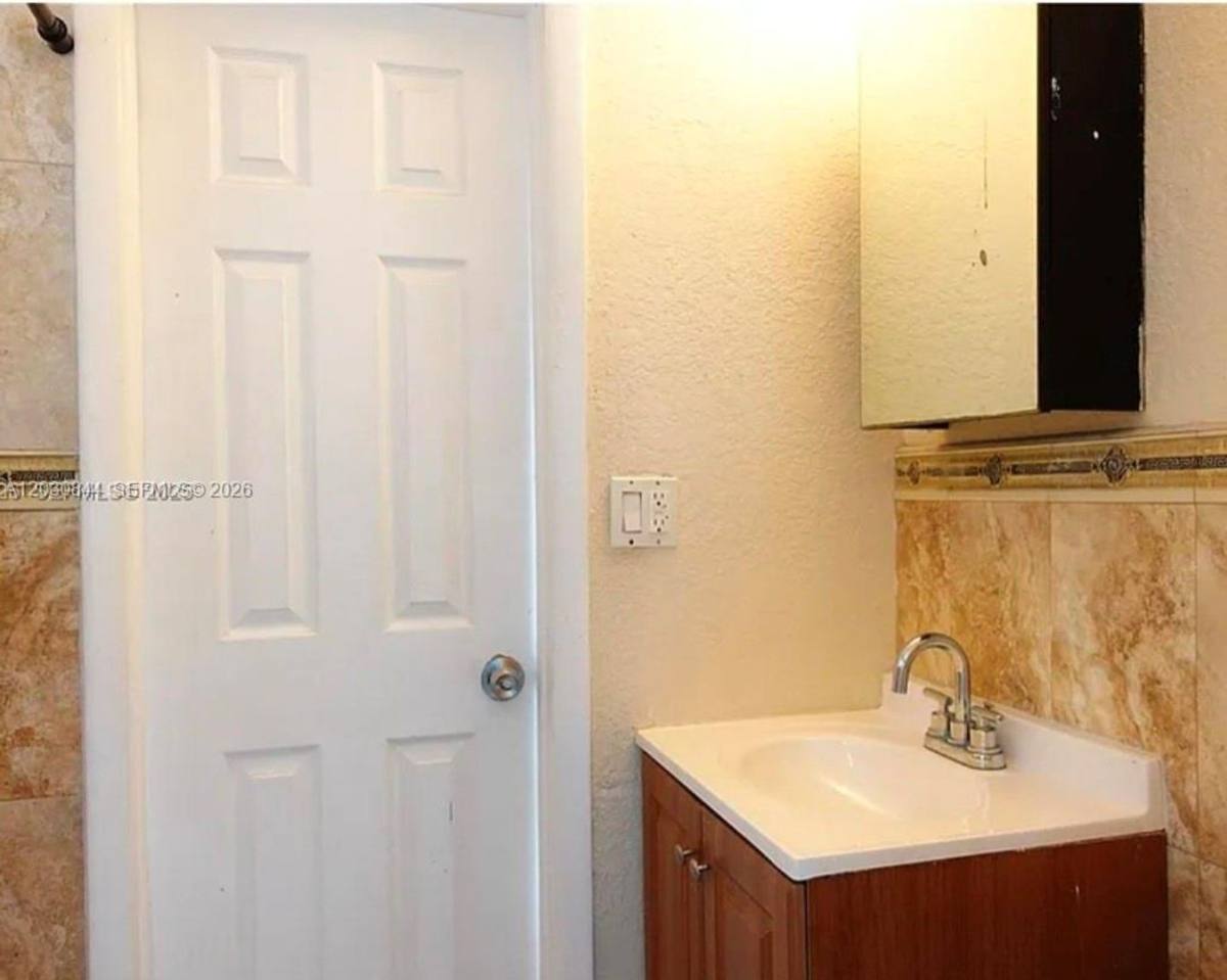 House for rent at 20021 NW 14th Ave, Miami, FL 33169