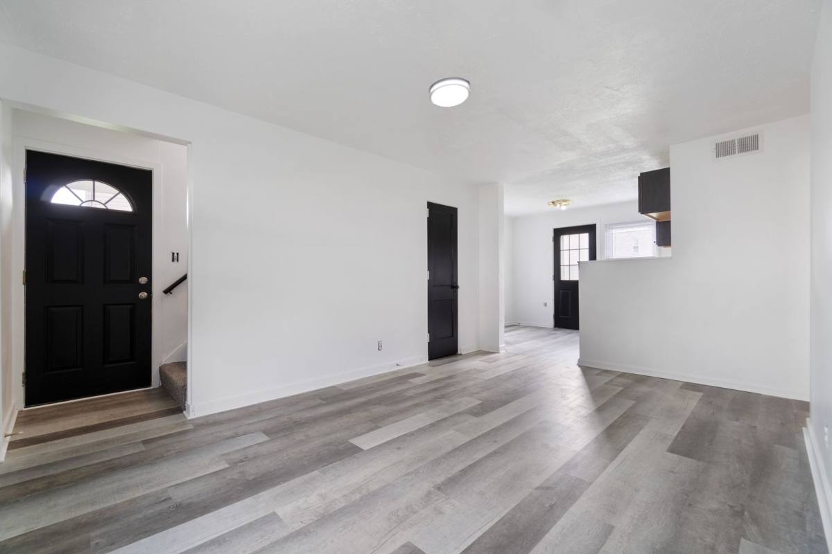 Townhouse for rent at 30 Midland Heights Circle E, Midland, PA 15059