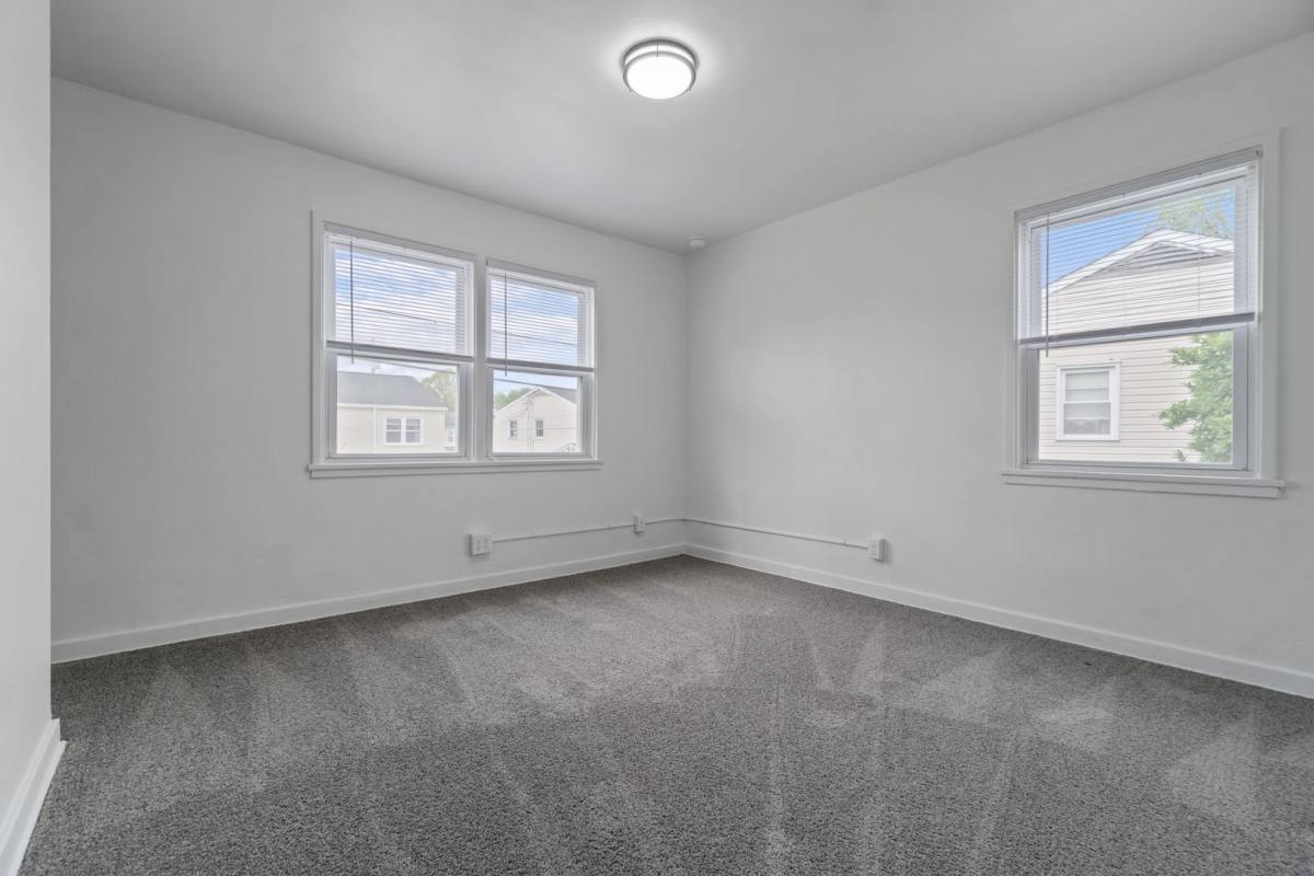 Townhouse for rent at 38 Midland Heights Circle #C, Midland, PA 15059