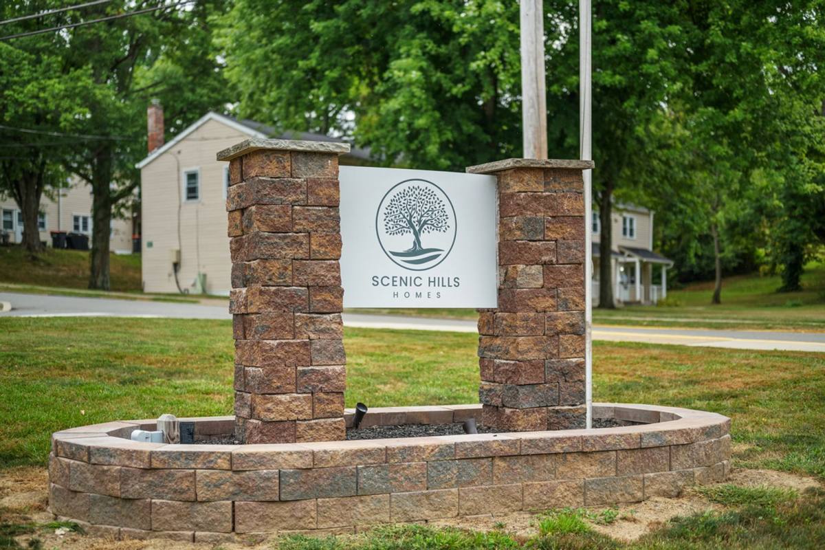 Townhouse for rent at 50 Midland Heights Circle #B, Midland, PA 15059
