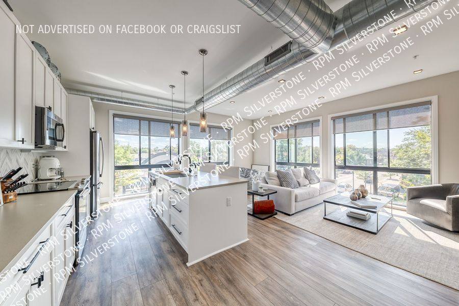 Apartment for rent at 120 S Broadway #300, Lake Orion, MI 48362