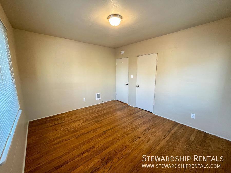 Apartment for rent at 350 E 18th Ave #4, Eugene, OR 97401