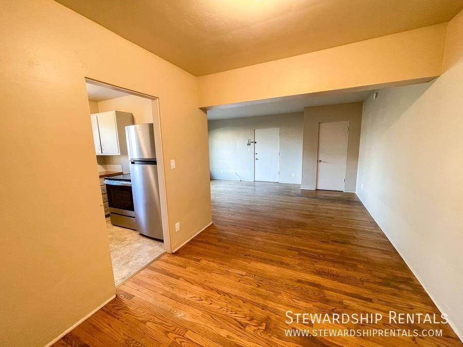 Apartment for rent at 350 E 18th Ave #4, Eugene, OR 97401