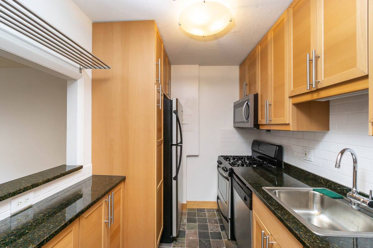 Condo for rent at 1301 20th St NW #516, Washington, DC 20036