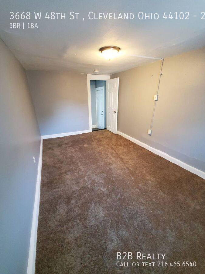 Apartment for rent at 3668 W 48th St #2, Cleveland, OH 44102