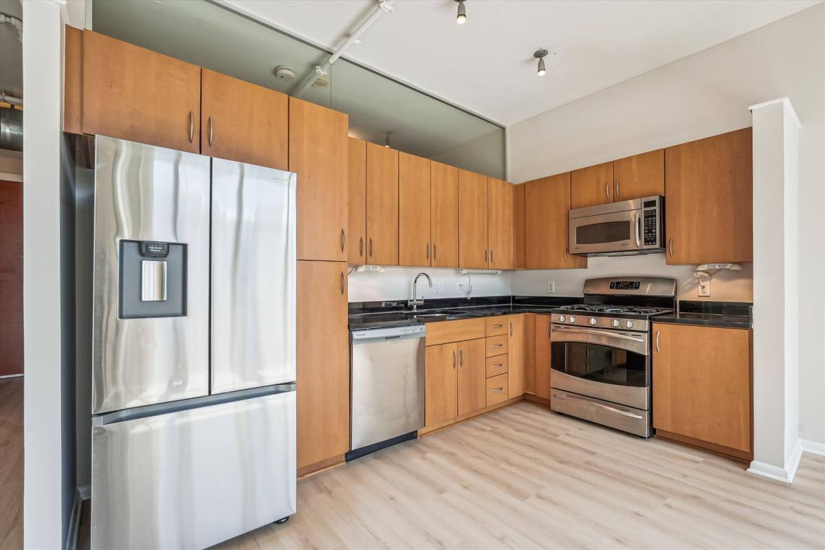 Condo for rent at 811 4th St NW, Washington, DC 20001