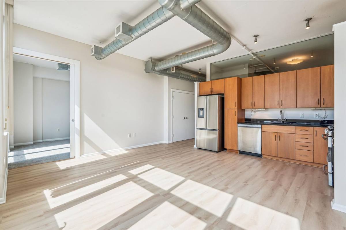 Condo for rent at 811 4th St NW, Washington, DC 20001