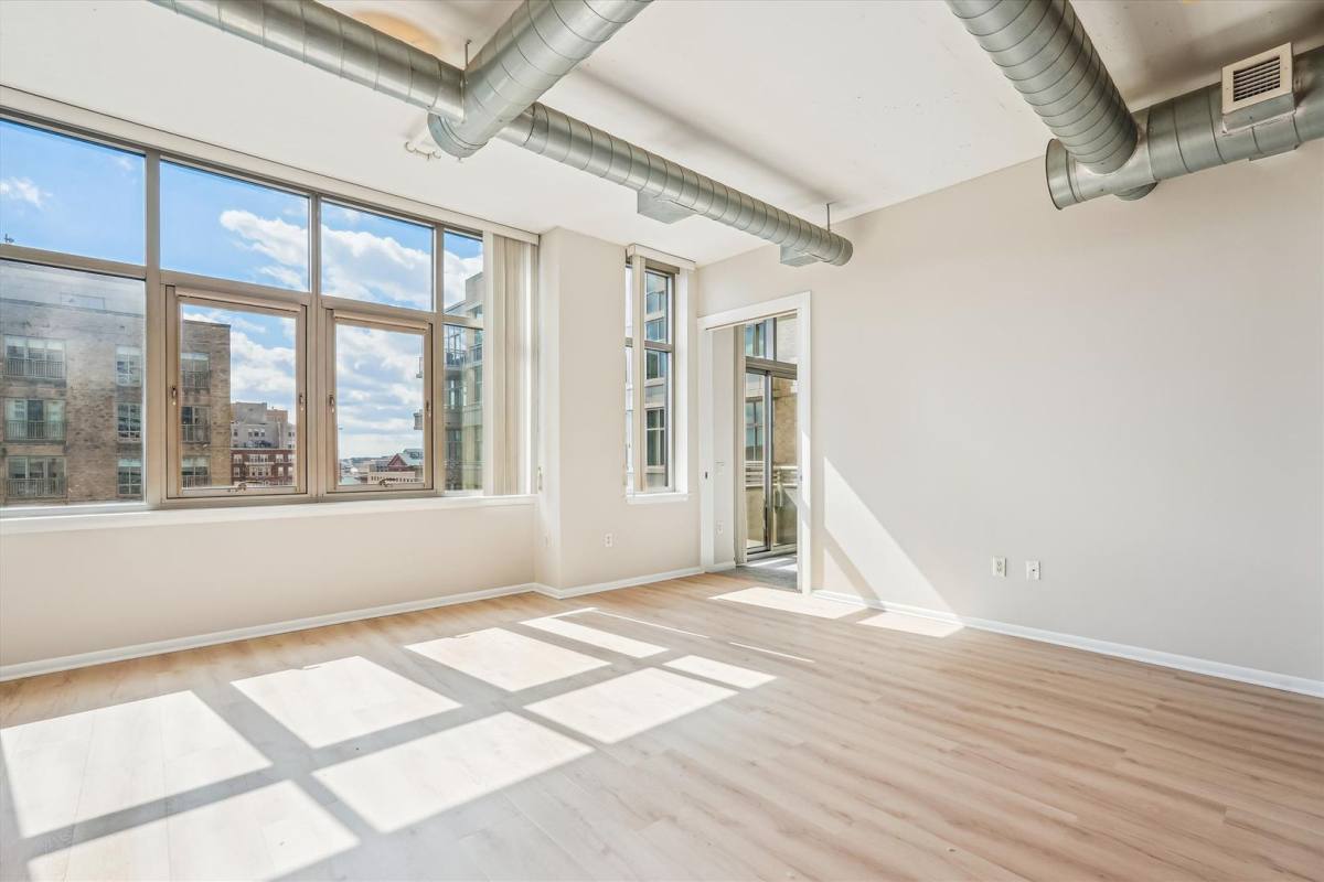 Condo for rent at 811 4th St NW, Washington, DC 20001