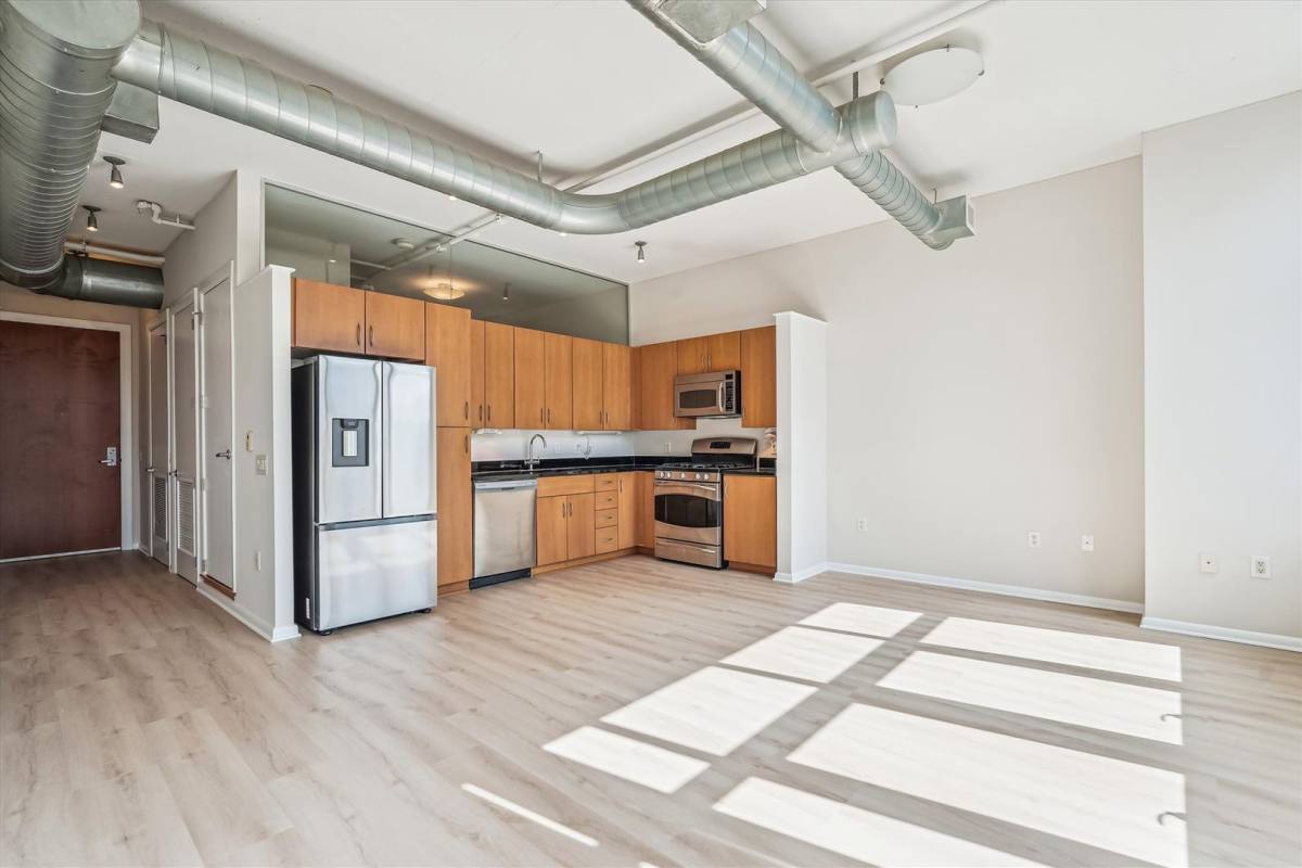 Condo for rent at 811 4th St NW, Washington, DC 20001