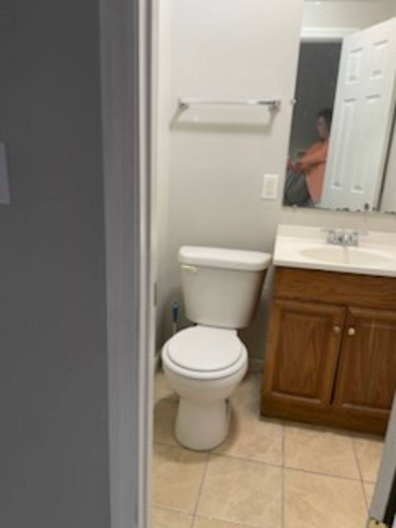 Apartment for rent at 3228 Kanawha Terrace, Saint Albans, WV 25177