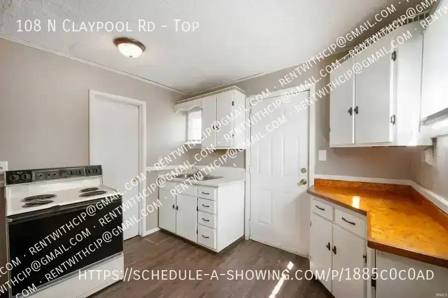Apartment for rent at 108 N Claypool Rd #TOP, Muncie, IN 47303