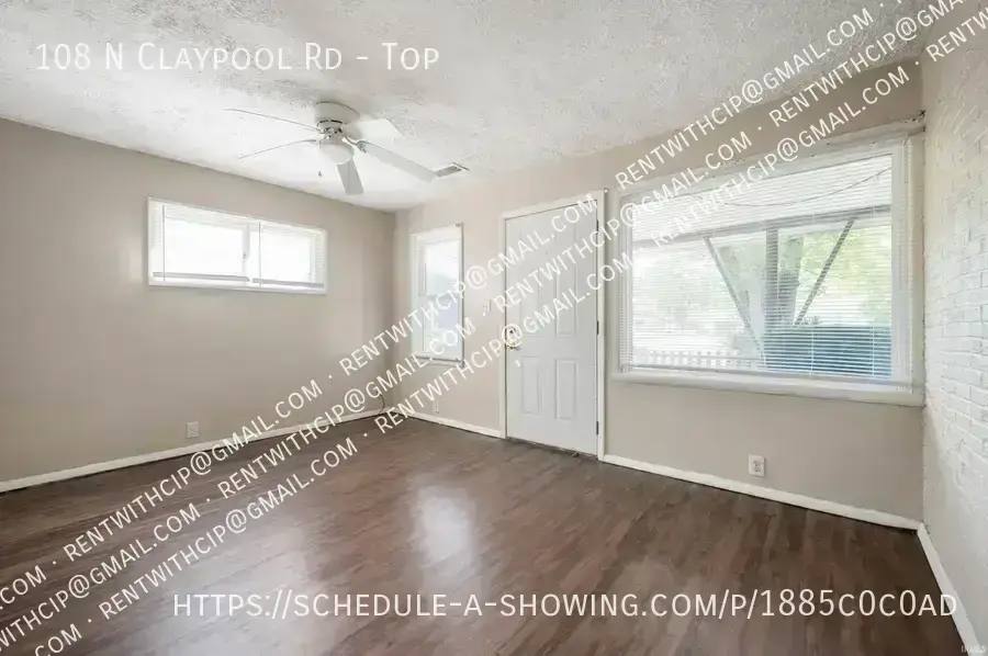 Apartment for rent at 108 N Claypool Rd #TOP, Muncie, IN 47303