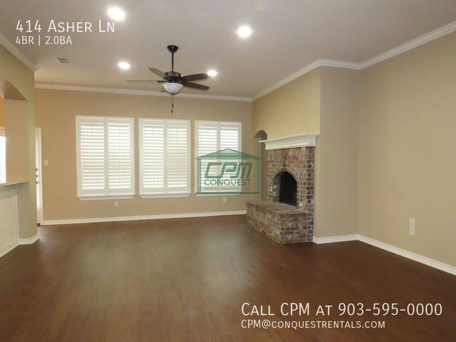 House for rent at 414 Asher Lane, Lindale, TX 75771