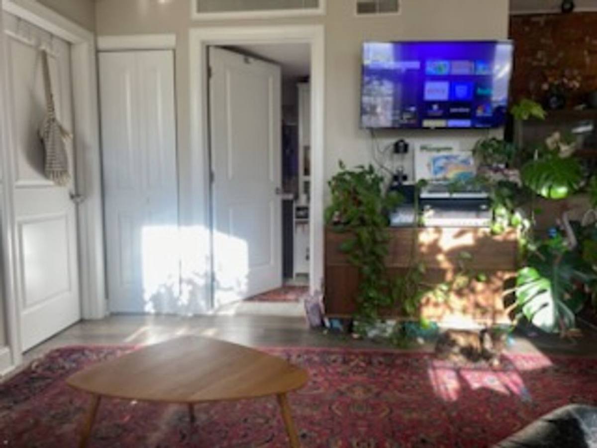 Apartment for rent at 635 Girard Ave #D, Philadelphia, PA 19123