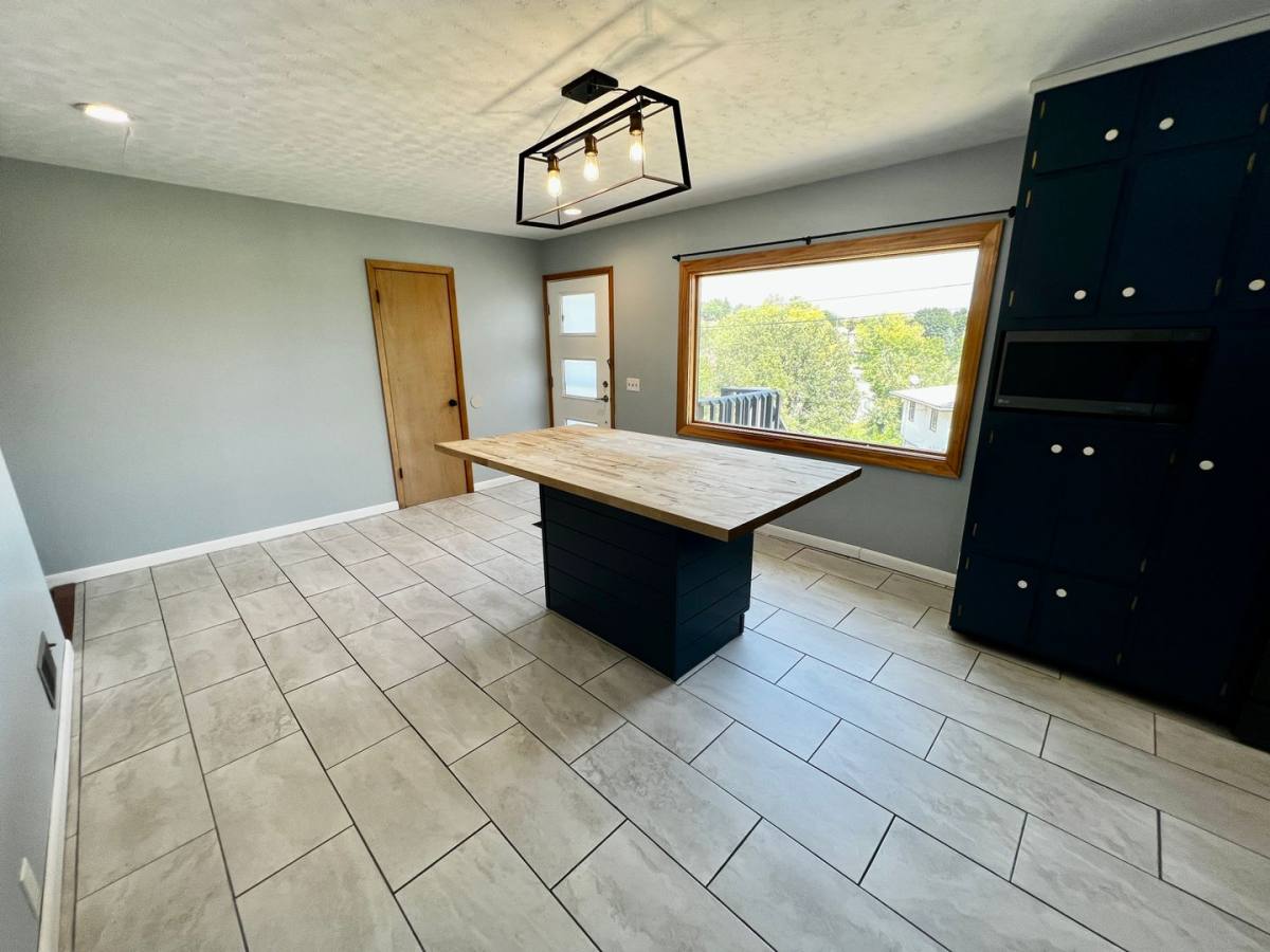 House for rent at 33 Susan Lane, Council Bluffs, IA 51503