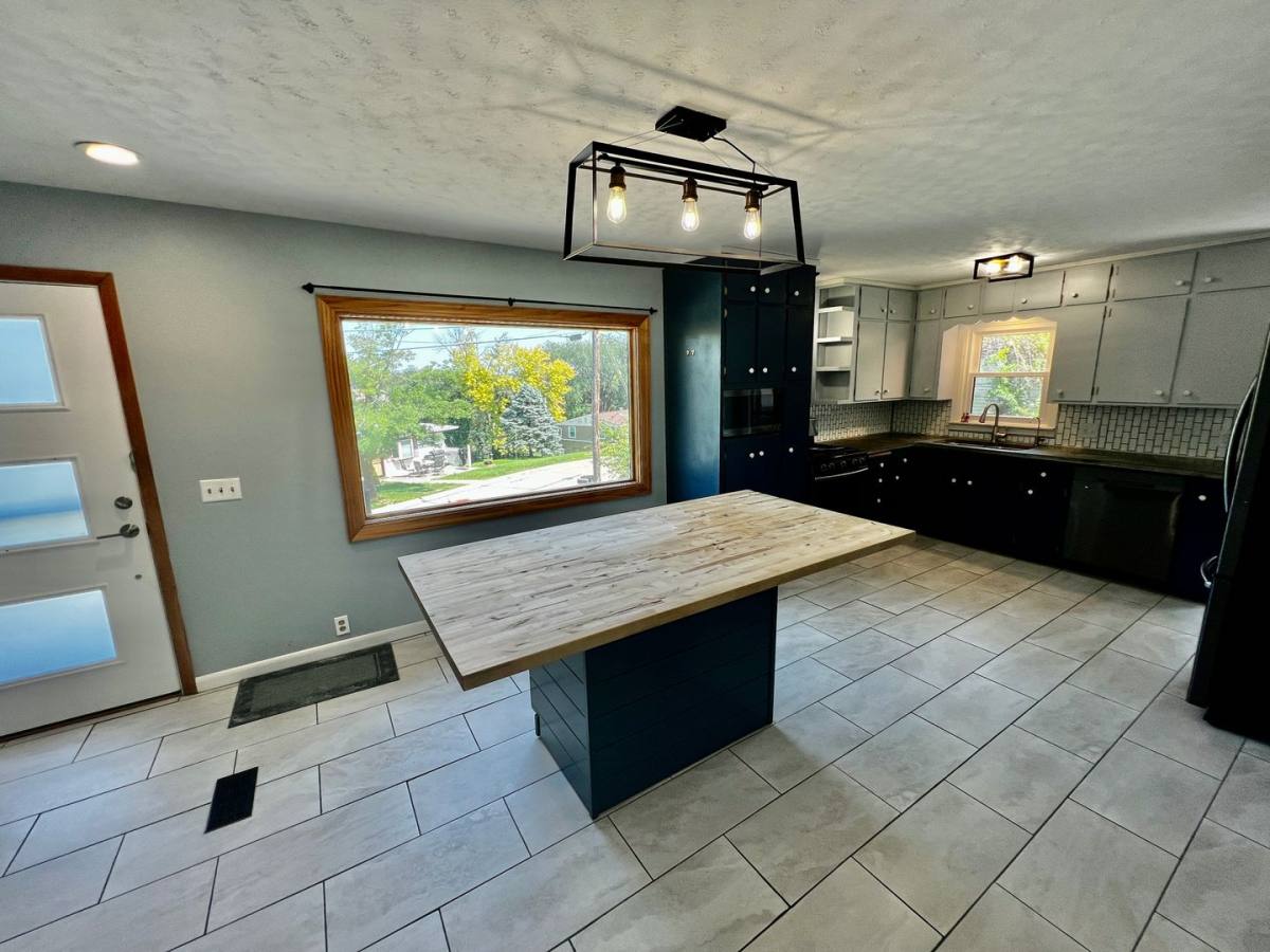 House for rent at 33 Susan Lane, Council Bluffs, IA 51503