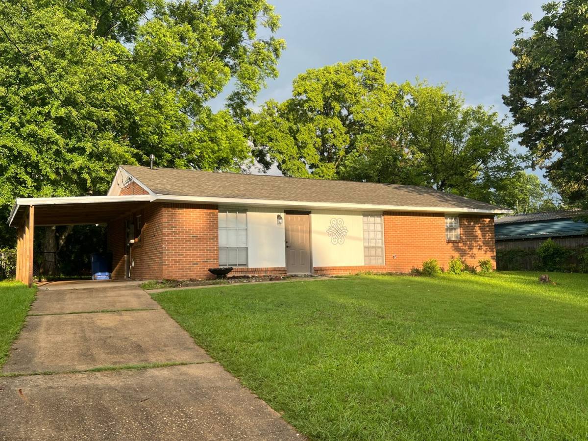 House for rent at 107 Richmond Way, Prattville, AL 36066
